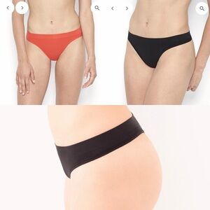 BeMe New York Black & Sun Red Invisible “No Panty Lines” Thongs Medium       NWT